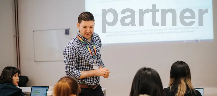 Lecturer teaching university students
