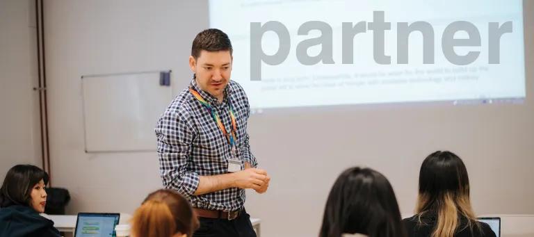 Lecturer teaching university students